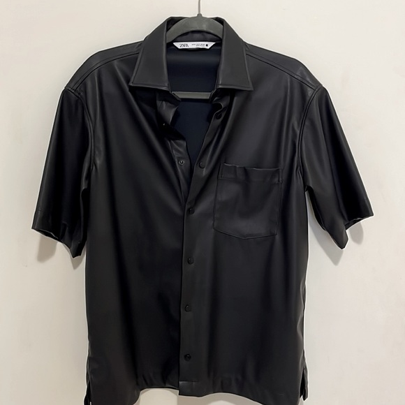 Faux Leather Short-Sleeve Overshirt - Picture 3 of 5